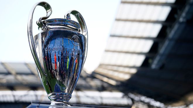 是展现出无 是展现出无